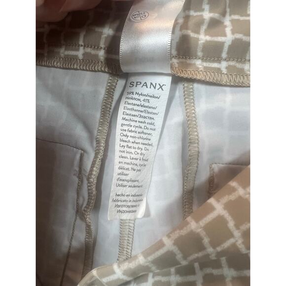 Spanx L Sunshine Bermuda Shorts Fawn White‎ Bespoke Check Pull On Dri Wick - Picture 8 of 11